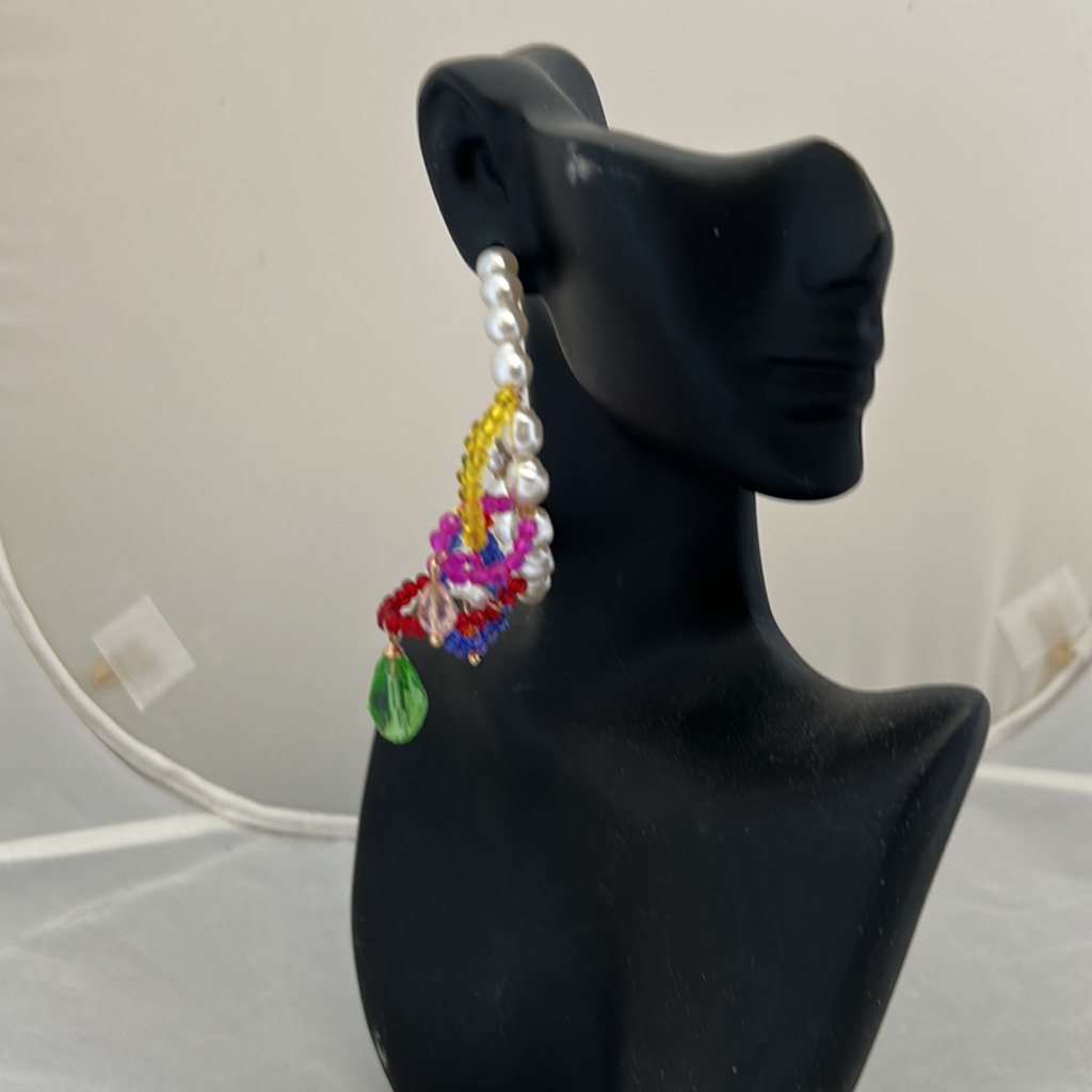 Zara Earrings 25$